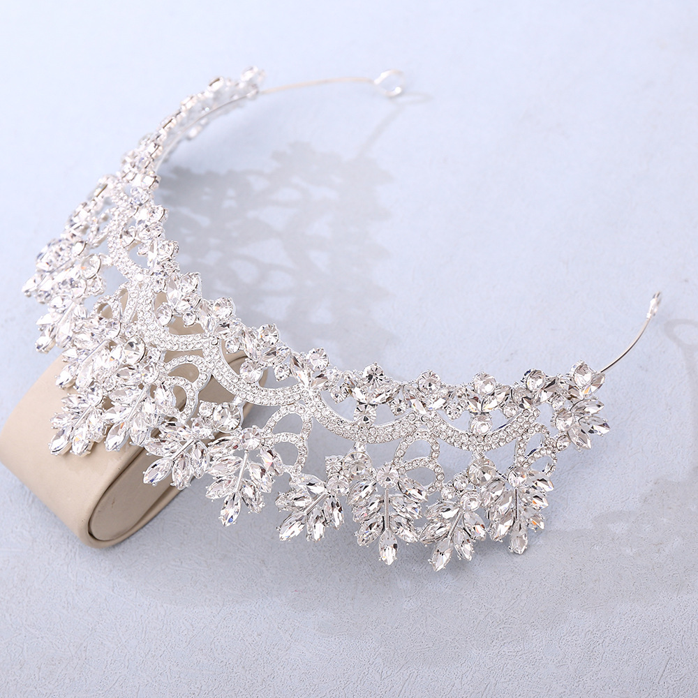 Corone e Tiare Grandi in Crist - Women Jewelry Accessories For Black Dress recensione e prezzo